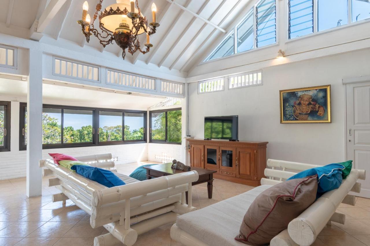 Villa Dinding Batu Singaraja  Exterior photo