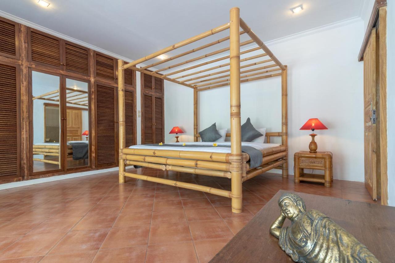 Villa Dinding Batu Singaraja  Exterior photo