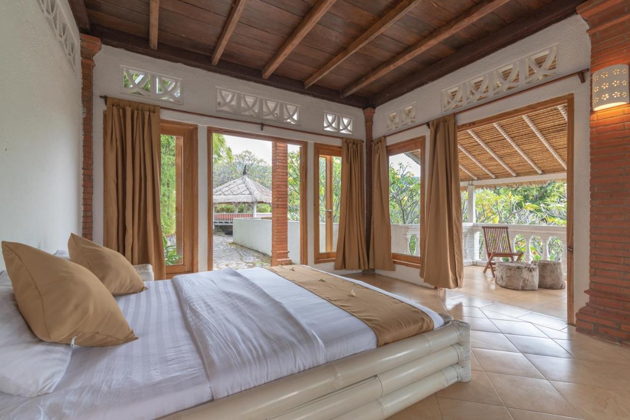 Villa Dinding Batu Singaraja  Exterior photo